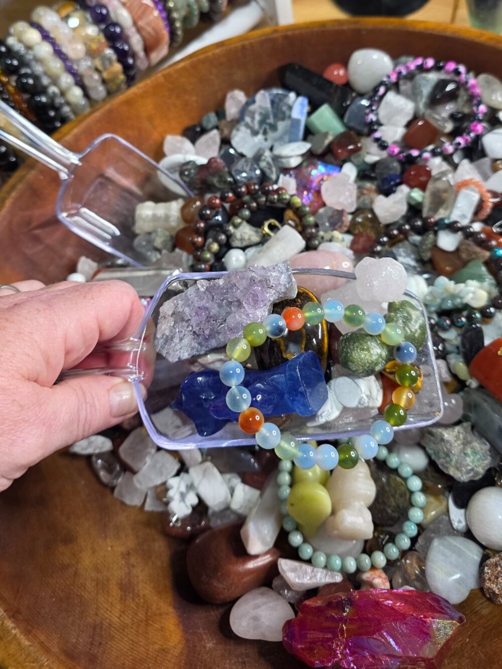 Mystery Crystal Scoop | Large | Approx. 340–375g